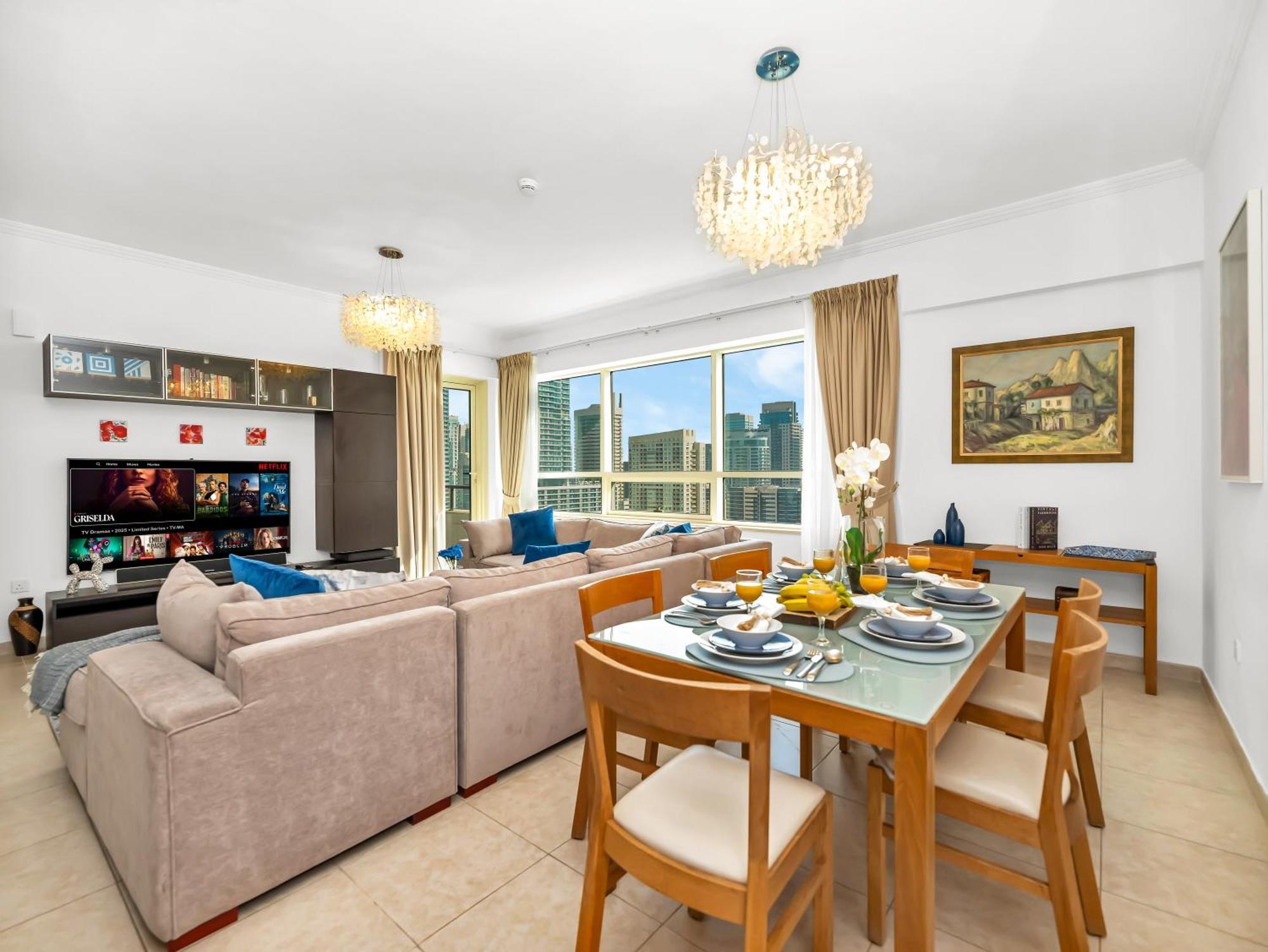 Spacious 1 Bedroom Apartment With Dubai Marina View Apartment