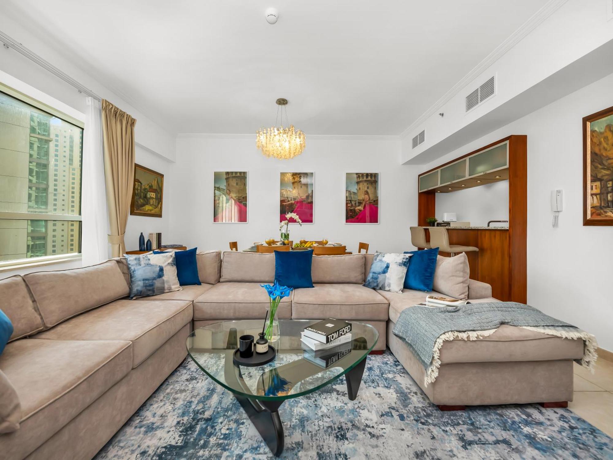 Spacious 1 Bedroom Apartment With Dubai Marina View